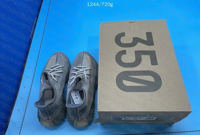Yeezy 350v2 Israfil - BlindBox 6