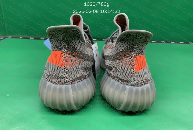 Yeezy 350v2 K Batch Refletive 3