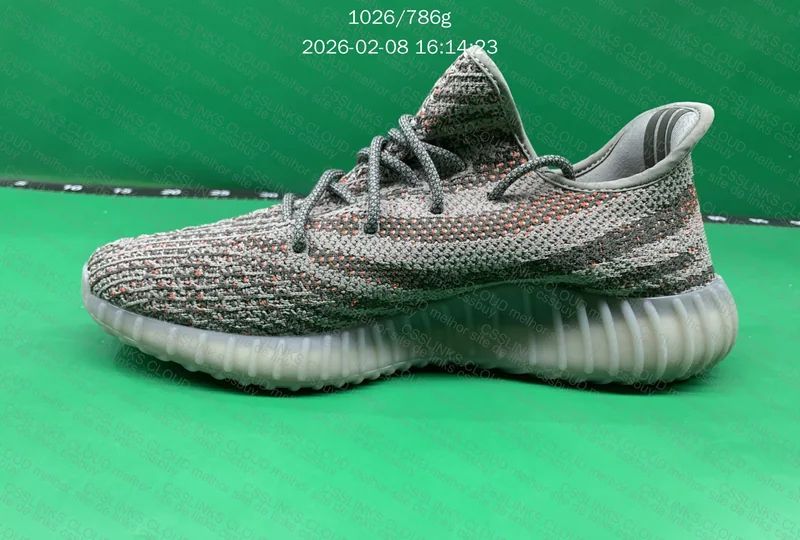 Yeezy 350v2 K Batch Refletive 5
