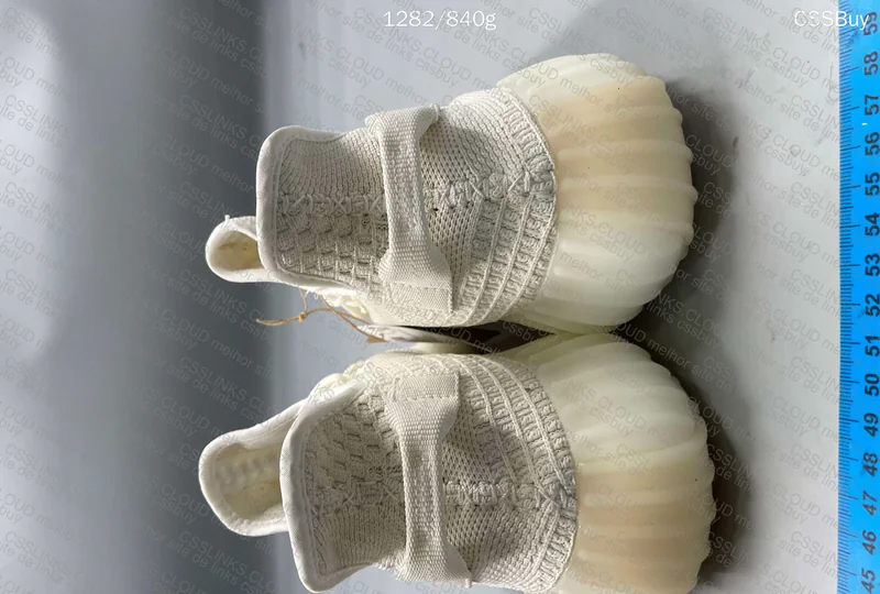 YEEZY 350V2 (me ajudem a decidir se devo trazer) 4