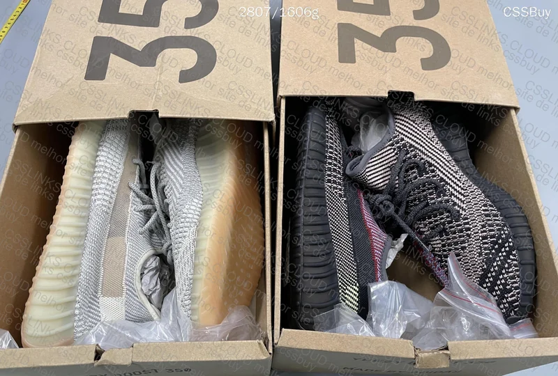 Yeezy 350 V2 for 65Y (Sale) 4