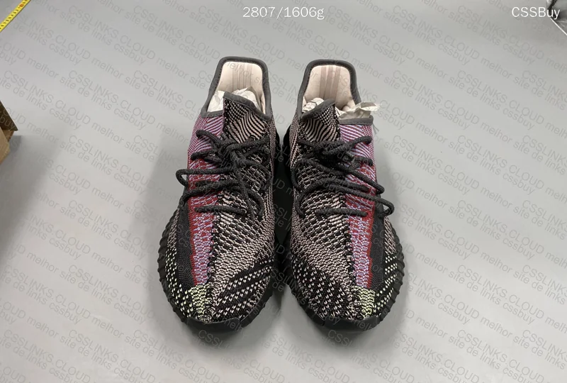 Yeezy 350 V2 for 65Y (Sale) 7