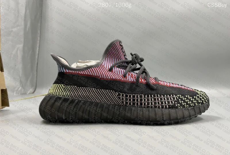 Yeezy 350 V2 for 65Y (Sale) 9