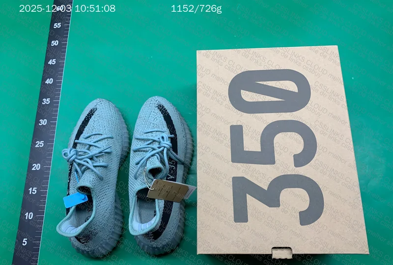 Yeezy 350v2 'Salt' - FC BATCH 2