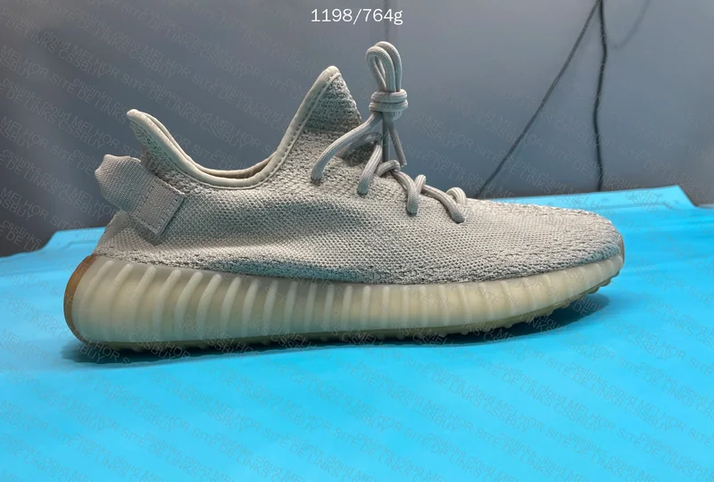 YEEZY 350V2 SESAME LW
