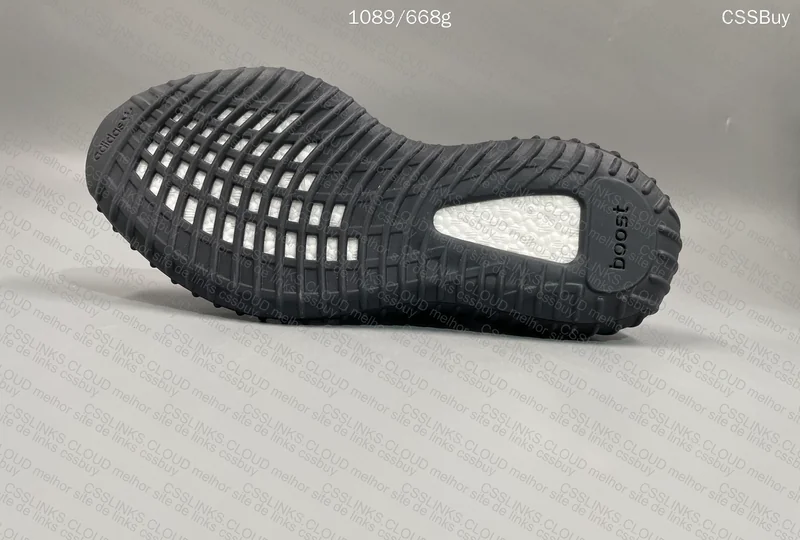 Yeezy 350v2 SLW 4