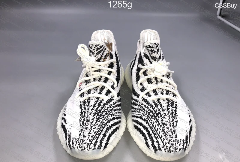 Yeezy 350V2 Zebra 3