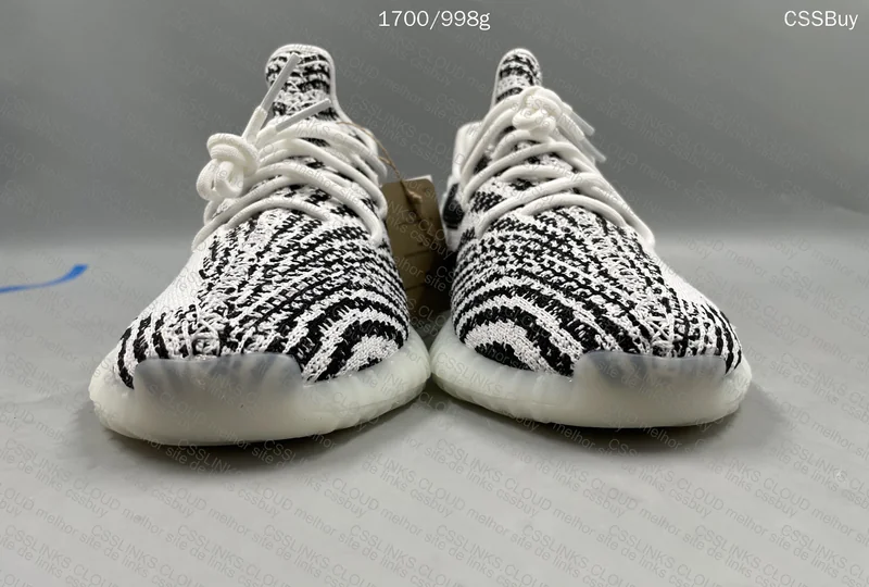 Yeezy 350v2 zebra 3