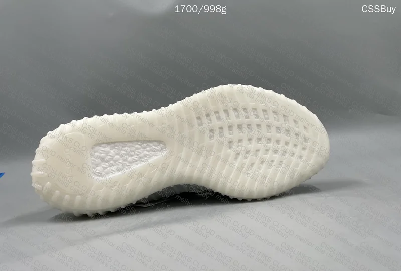 Yeezy 350v2 zebra 9