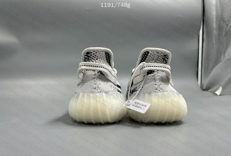 Yeezy 350v2 Zebra. GL? 3