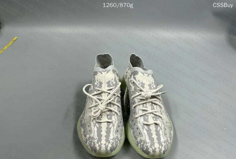 Yeezy 380 Alien