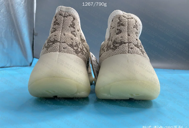 Yeezy 380 Blind Box ta gl? 2
