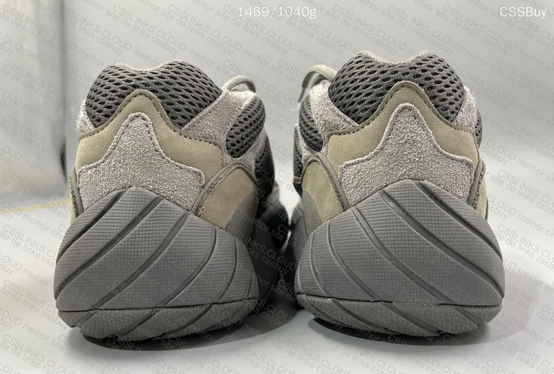Yeezy 500 Granite 4