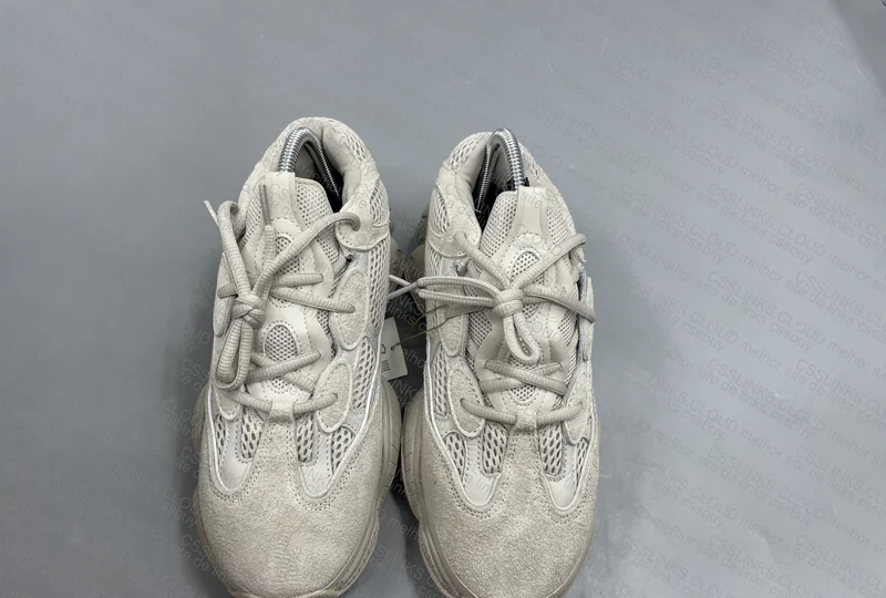YEEZY 500 + shoetree >>