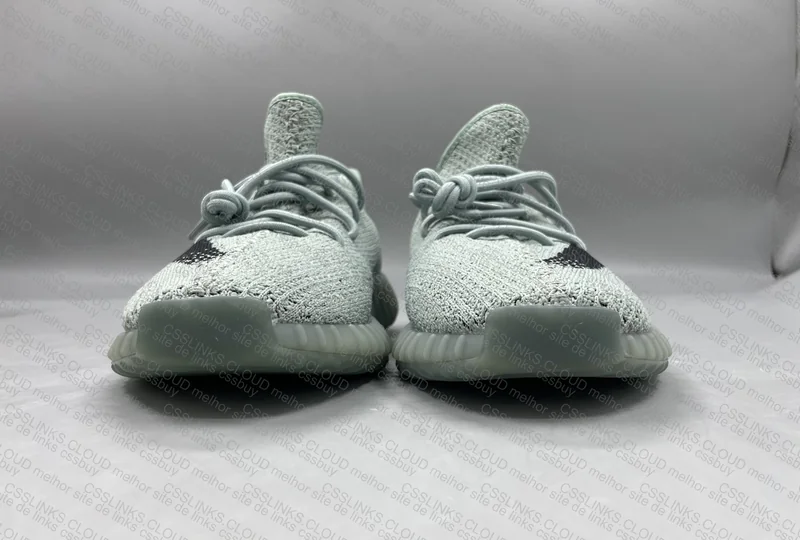 YEEZY 65y CADA 4