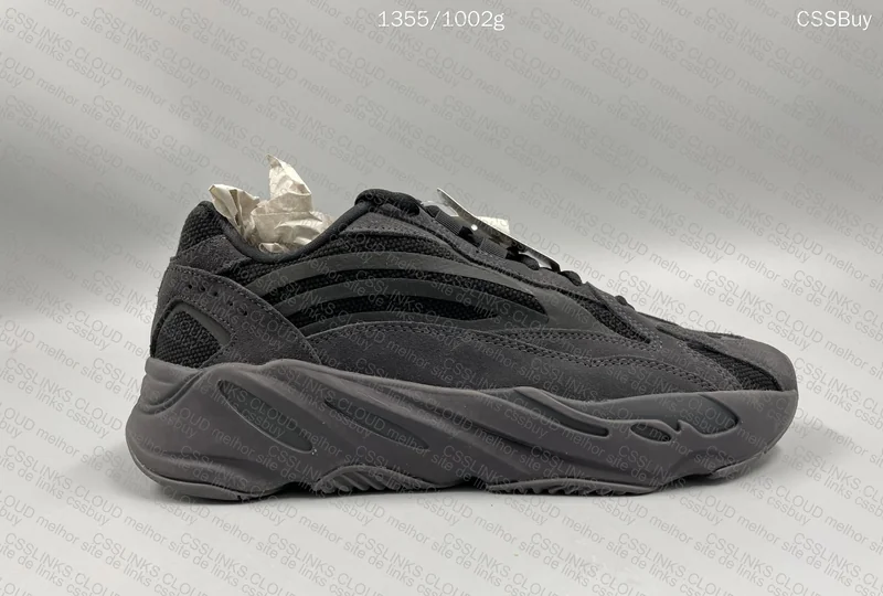 Yeezy 700 120Y 4
