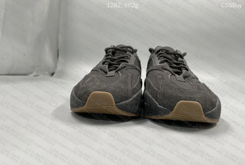 Yeezy 700 - 120y gl? 2
