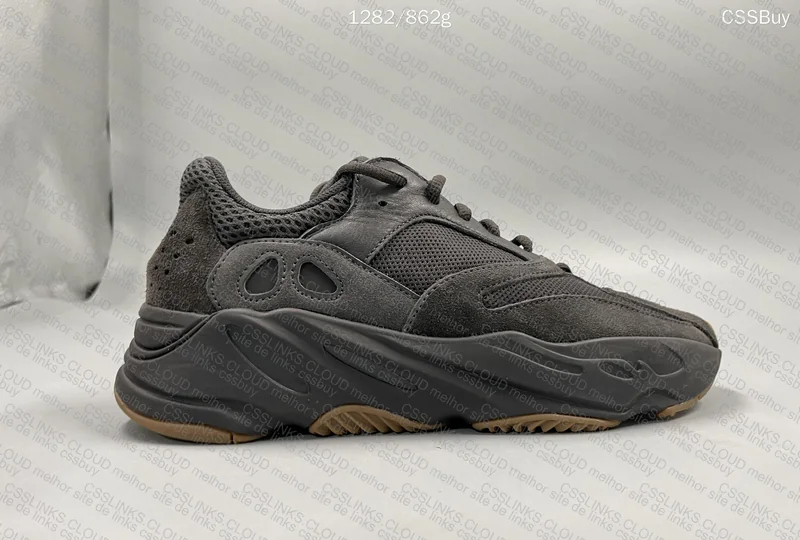 Yeezy 700 - 120y gl? 5