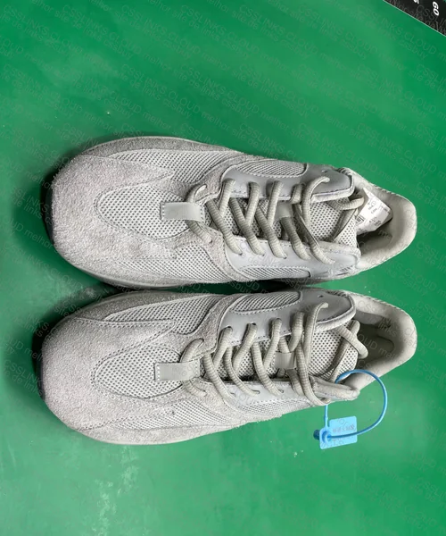 Yeezy 700 barateza 2