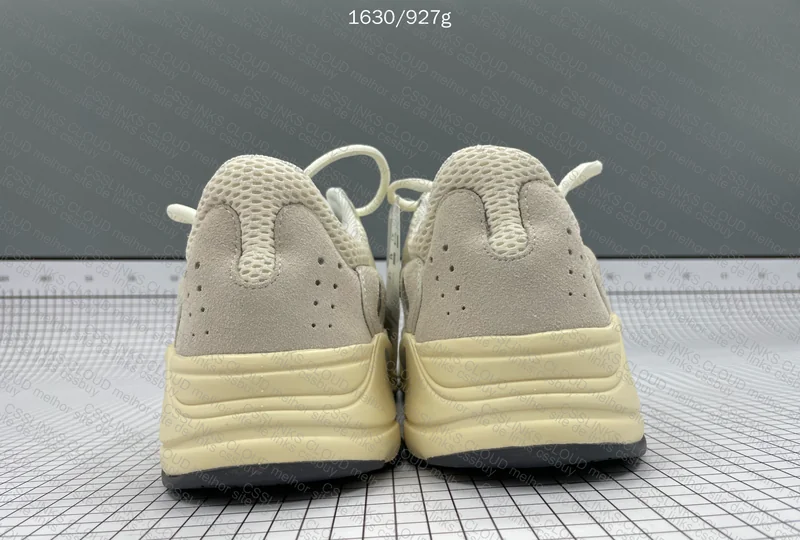 Yeezy 700 Blind Box JMDY, GL? 5