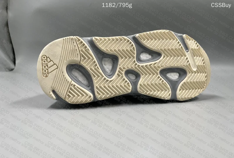 Yeezy 700 Inertia LW 5