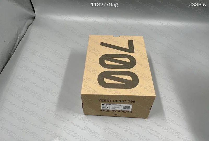 Yeezy 700 Inertia LW 7