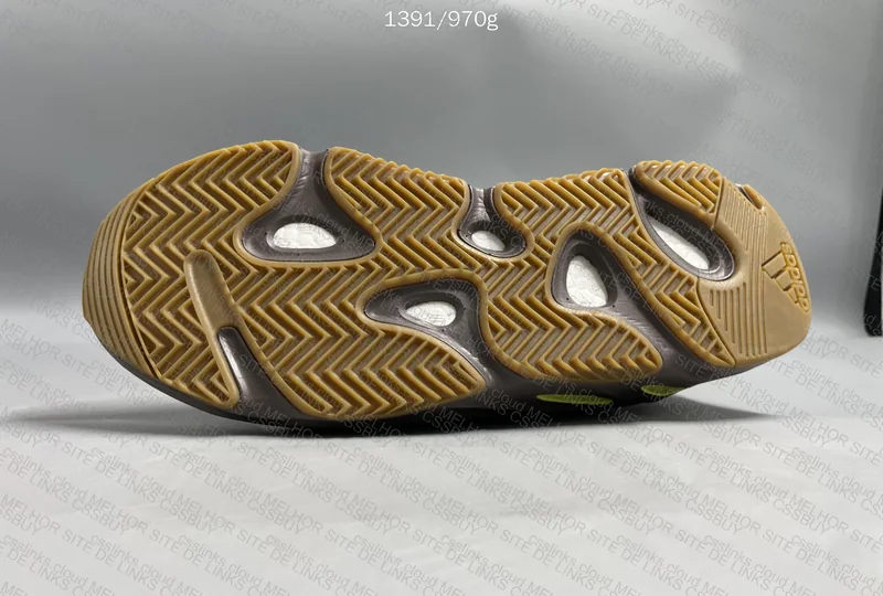 Yeezy 700 Mauve - Ta GL rapaziada? 4