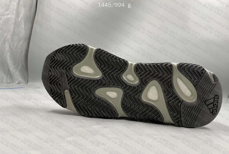 Yeezy 700 (Me ajudem PF) 5