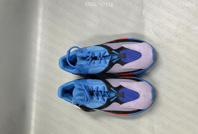 Yeezy 700 (sale) 6
