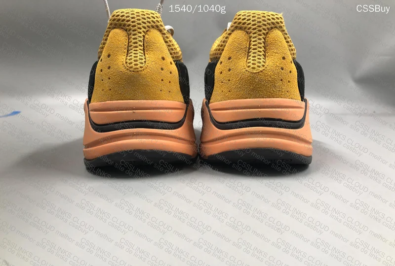 Yeezy 700 (sale) 4