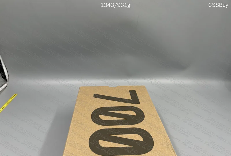 Yeezy 700 Sale (LJR) 10