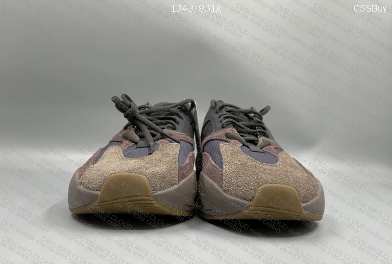 Yeezy 700 Sale (LJR) 2