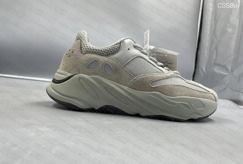 Yeezy 700 "Salt" 3