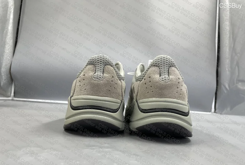 Yeezy 700 "Salt" 7