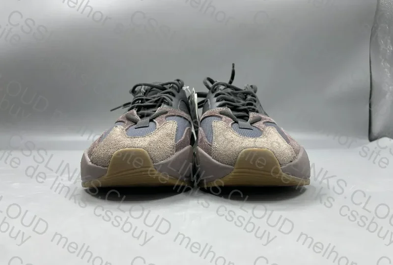 Yeezy 700 V1 Mauve 7