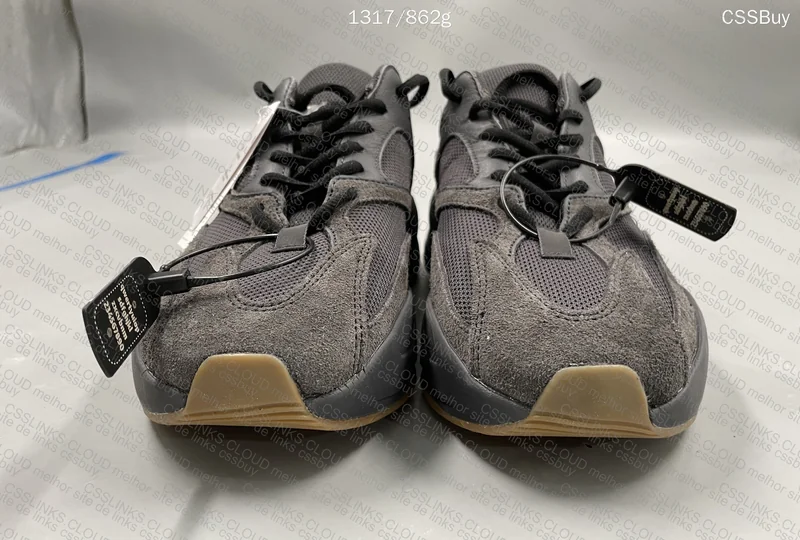 Yeezy 700 V1 Utility Black