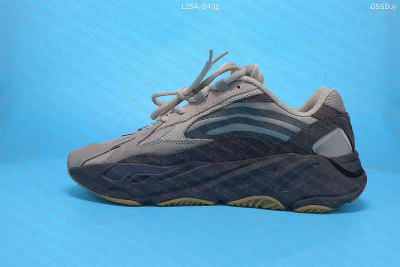 Yeezy 700 v2 2