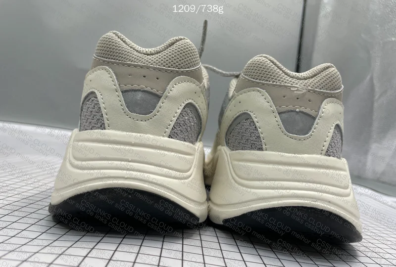 Yeezy 700 v2 - Cream. Blind Box JMDY