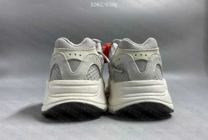 Yeezy 700 V2 Creme (Sale) 6