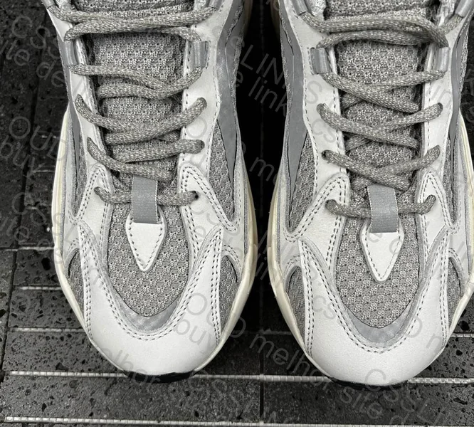 Yeezy 700 v2 GL???? 4