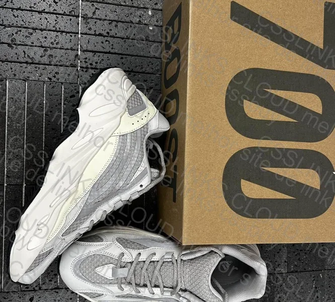 Yeezy 700 v2 GL???? 9