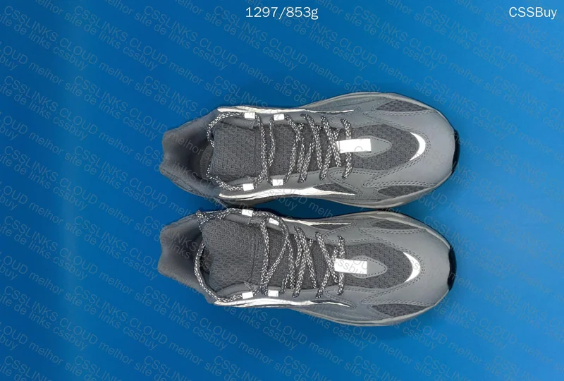 Yeezy 700 v2 Static 2