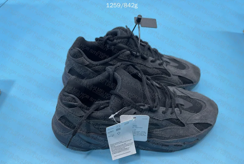 yeezy 700 v2 vanta