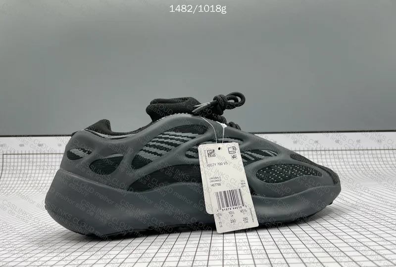 Yeezy 700 v3 "Alvah" (Blind box JMDY) 9