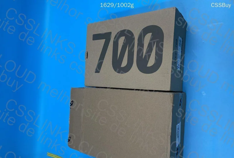 Yeezy 700 V3 Azael 8
