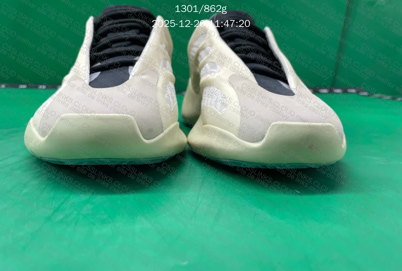 Yeezy 700 v3 Azael 2