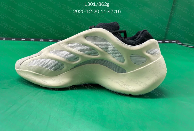 Yeezy 700 v3 Azael 5