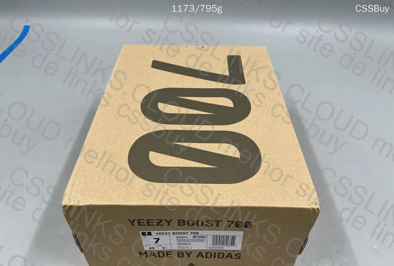 Yeezy 700 Wave Runner 8