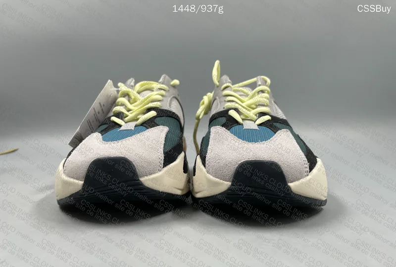 YEEZY 700 WAVE RUNNER OG BATCH 6