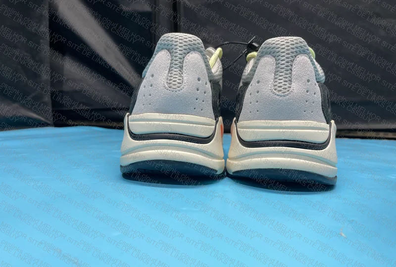 Yeezy 700 Wave Runner OG Batch 6